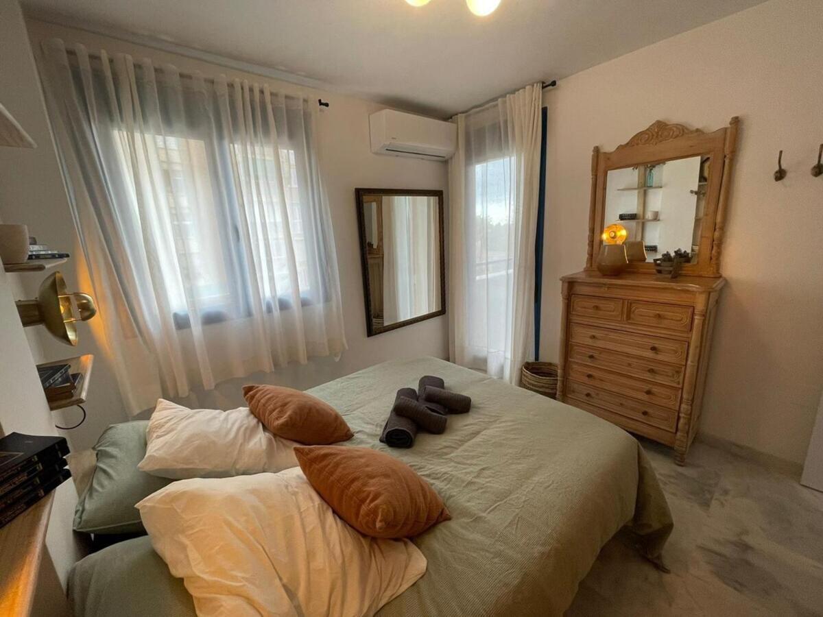 Calu Homes Cerca Playa De Huelin Málaga Extérieur photo