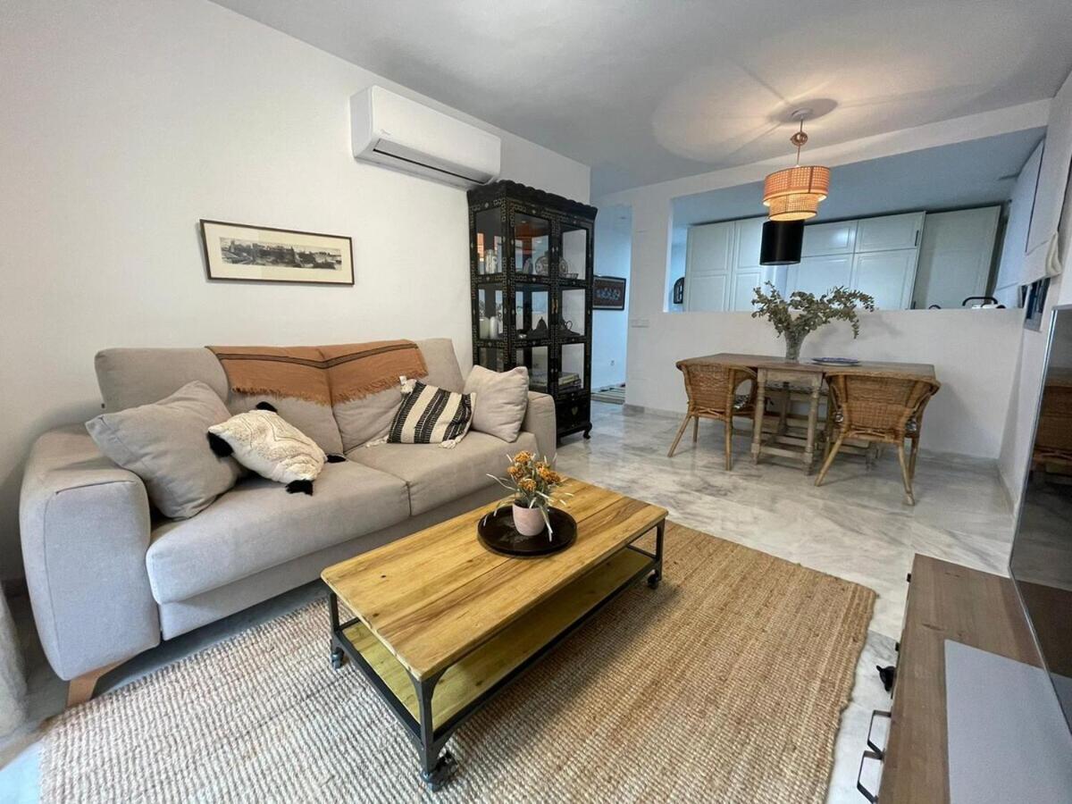 Calu Homes Cerca Playa De Huelin Málaga Extérieur photo