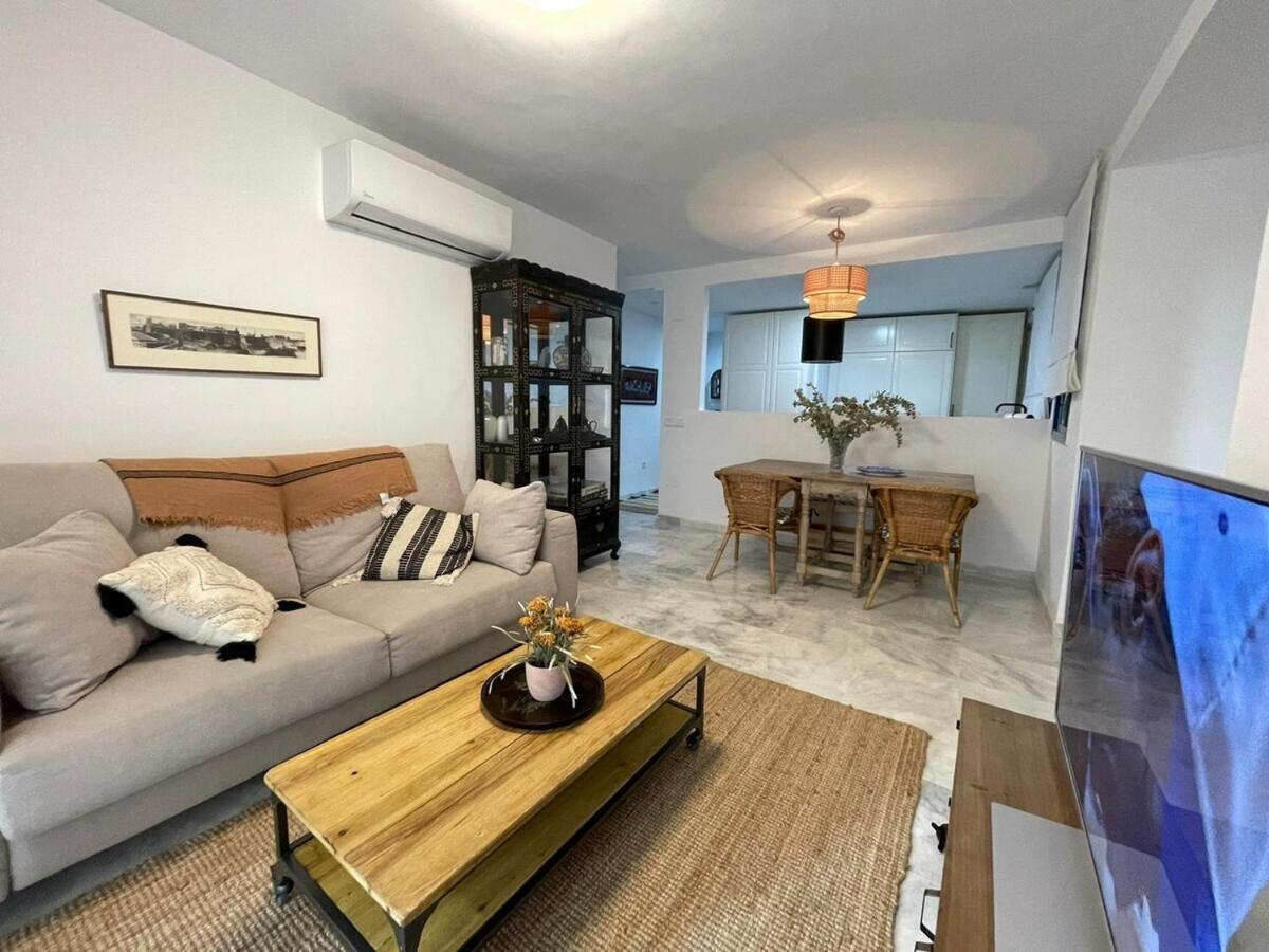 Calu Homes Cerca Playa De Huelin Málaga Extérieur photo