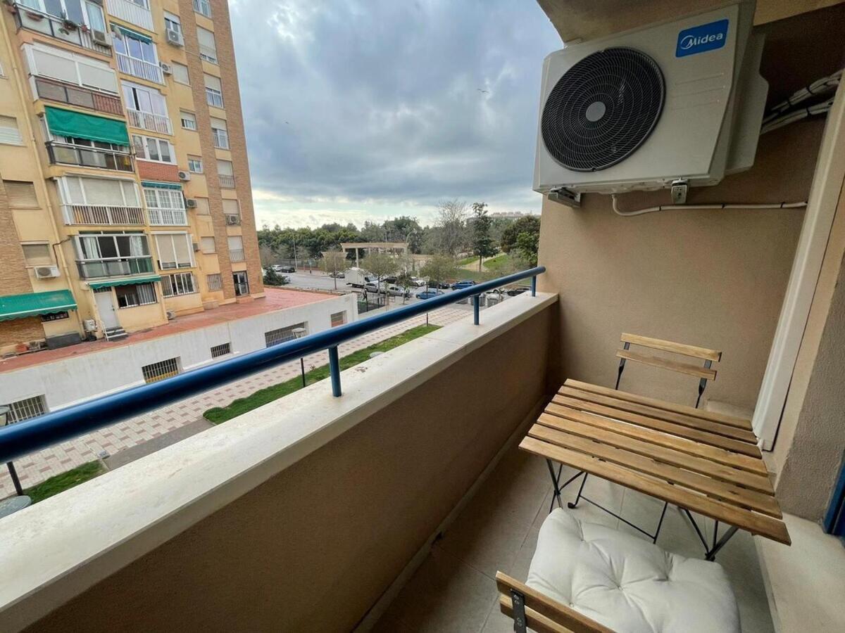 Calu Homes Cerca Playa De Huelin Málaga Extérieur photo